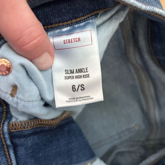 Express Slim Ankle Super High Rise Jeans - Picture 5 of 10